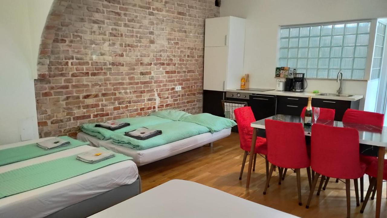 Cozynite Premium Apartment Stadthalle Wien Eksteriør bilde